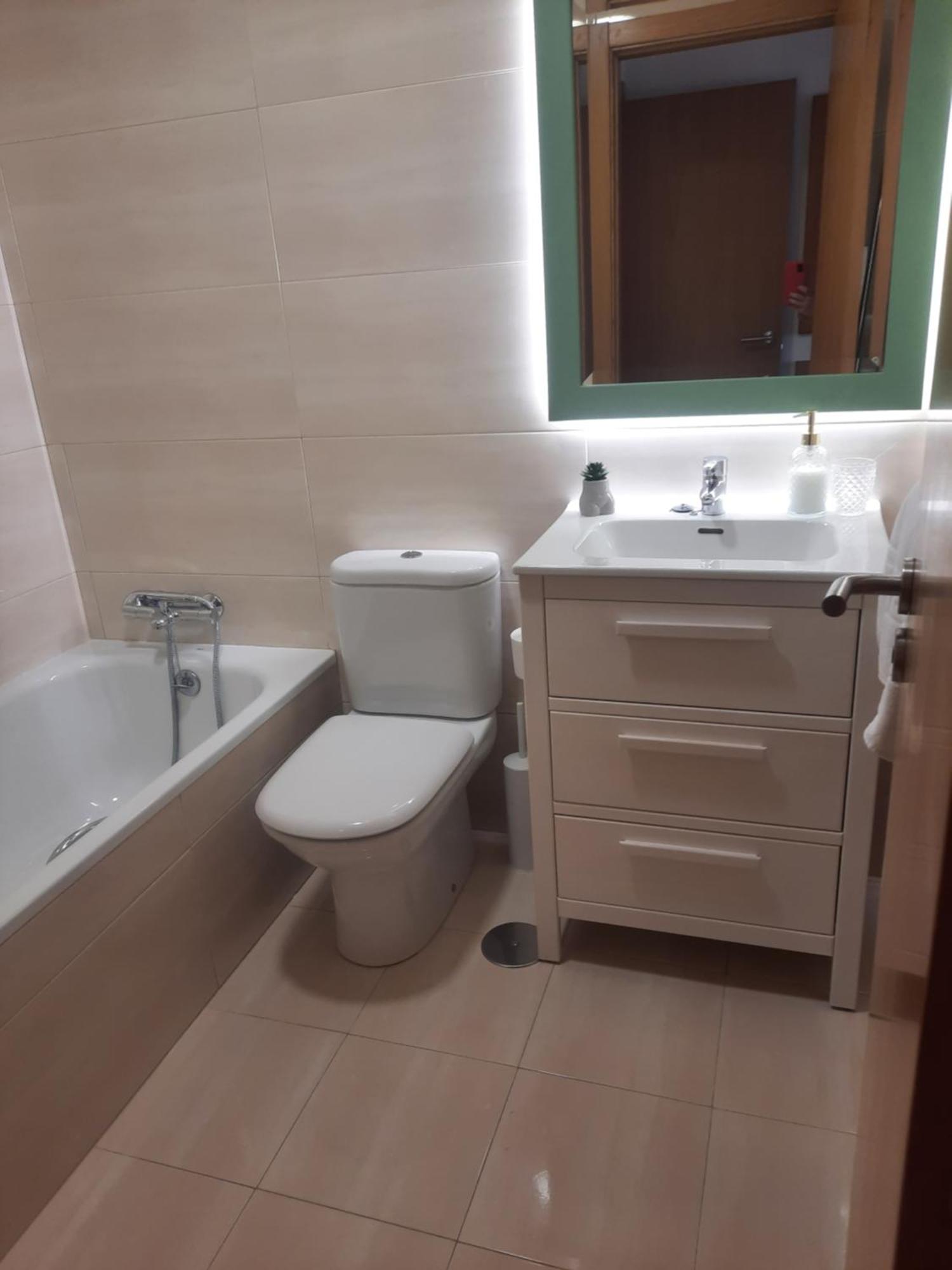 Nextgarden Apartment Padrón Екстериор снимка