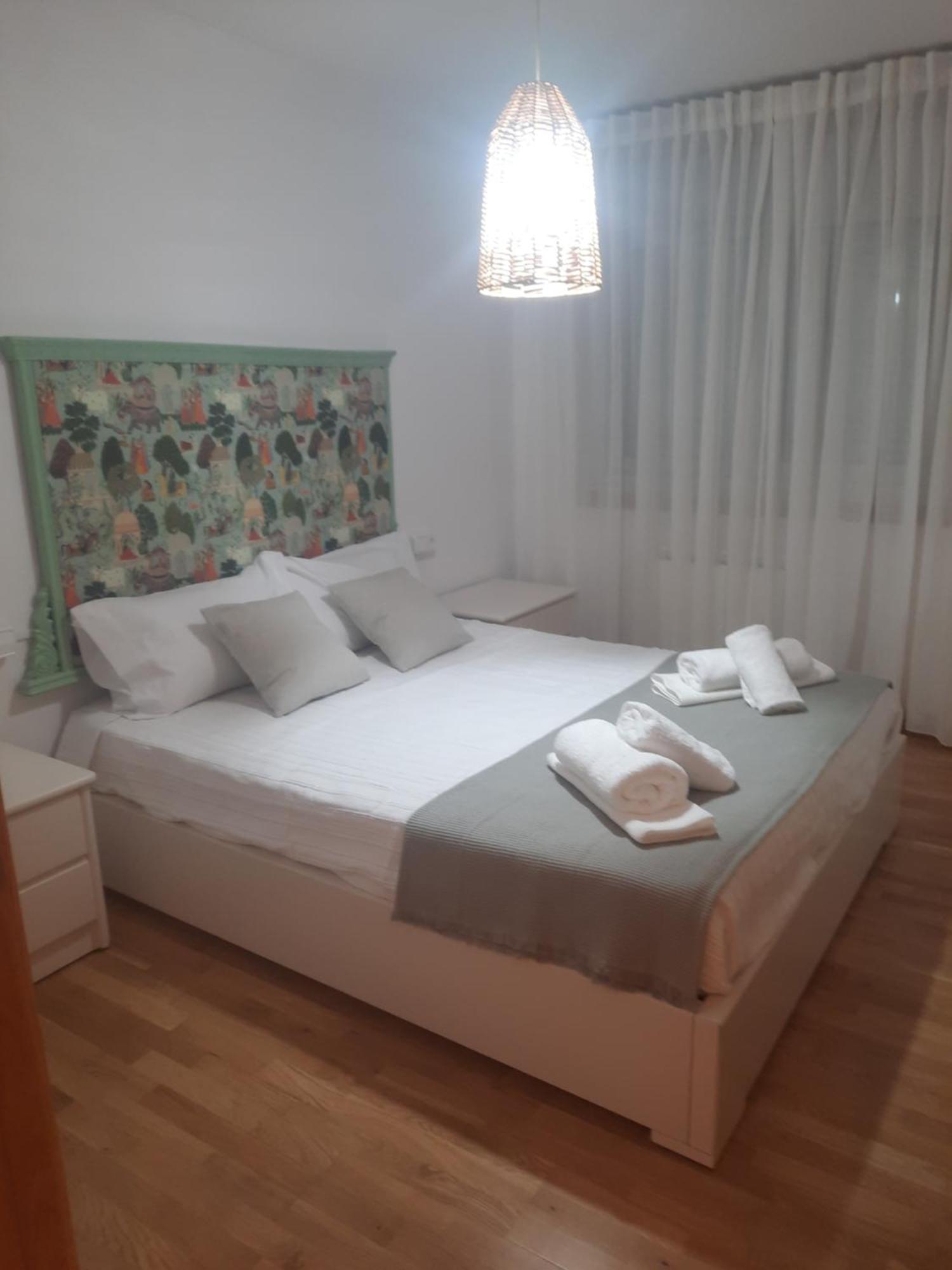 Nextgarden Apartment Padrón Екстериор снимка